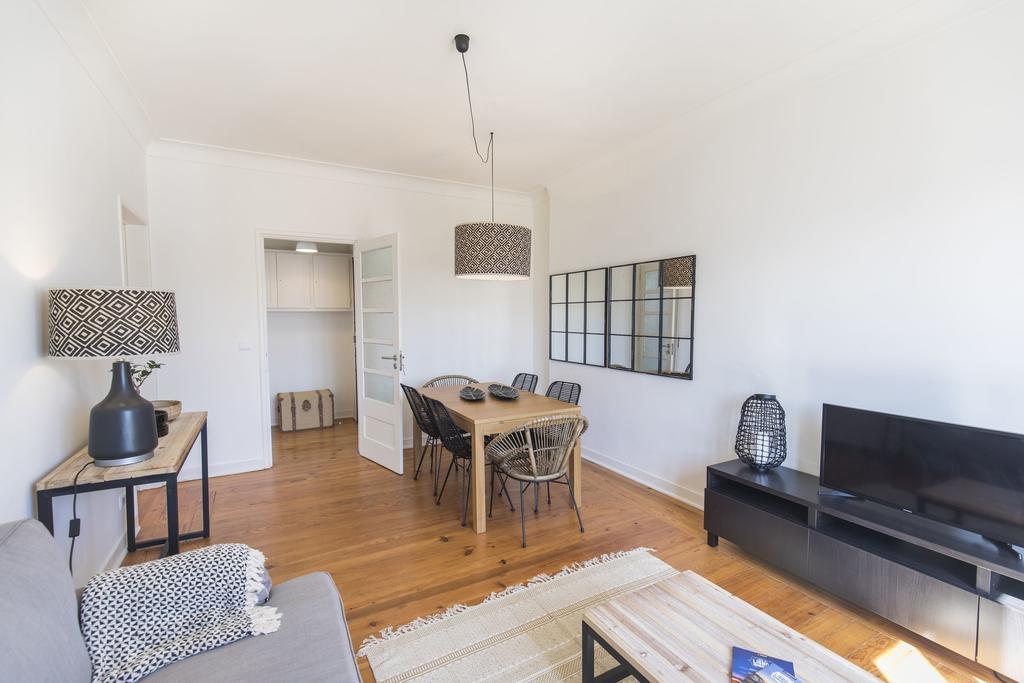 Lovelystay - Bonsai Light And Comfort Flat Lisboa Rum bild