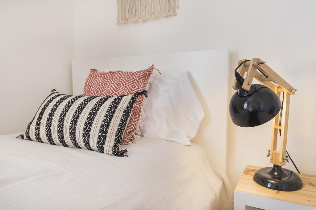 Lovelystay - Bonsai Light And Comfort Flat Lisboa Rum bild